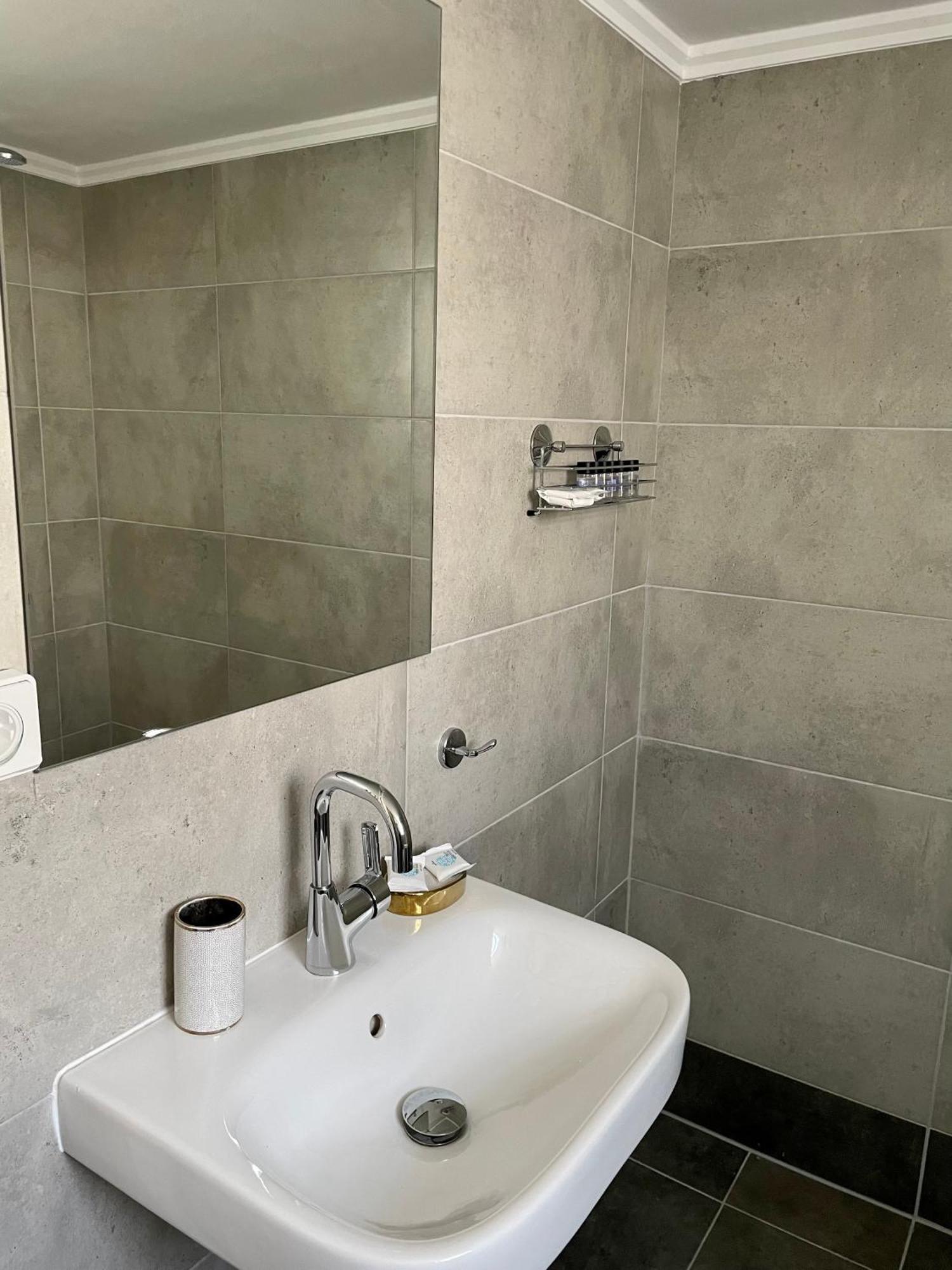 Acropolis Suite Greendom เอเธนส์ ภายนอก รูปภาพ